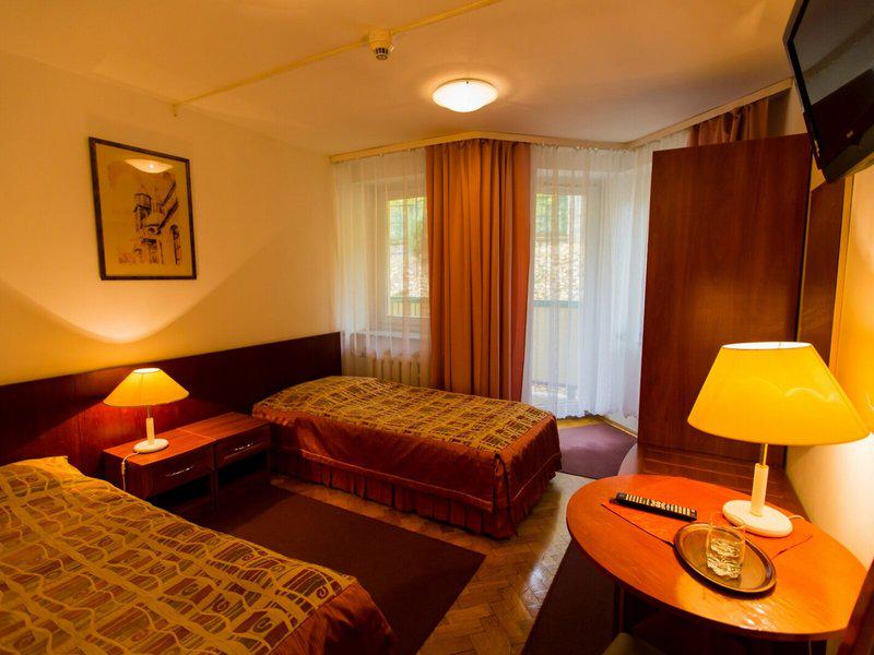 099C2EC26B30D42902CB8E52393EBD84