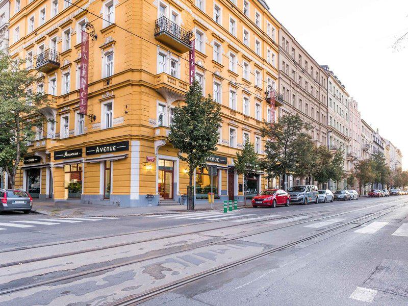 F13985A93F16412DF3C6B8CE59E08809