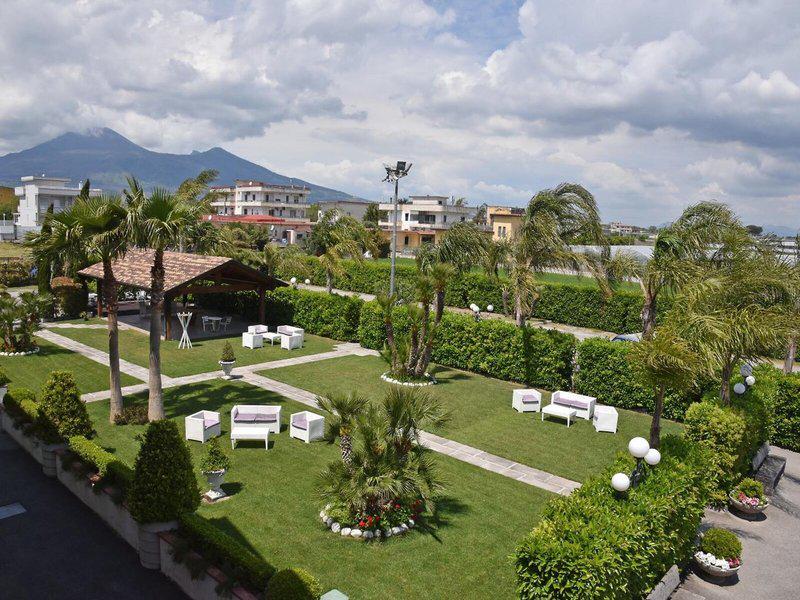 9D4BF54245A46988D3A8B35F04C755A8