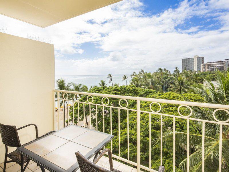 6C30372D1EA21C47909F887AD4901582