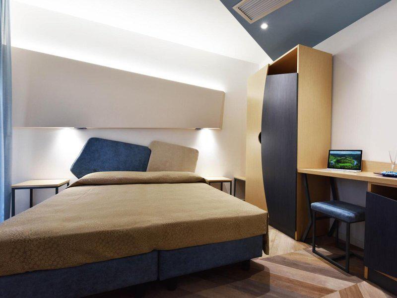 D3B316E7F5F8EEB080CF525F43E61F97