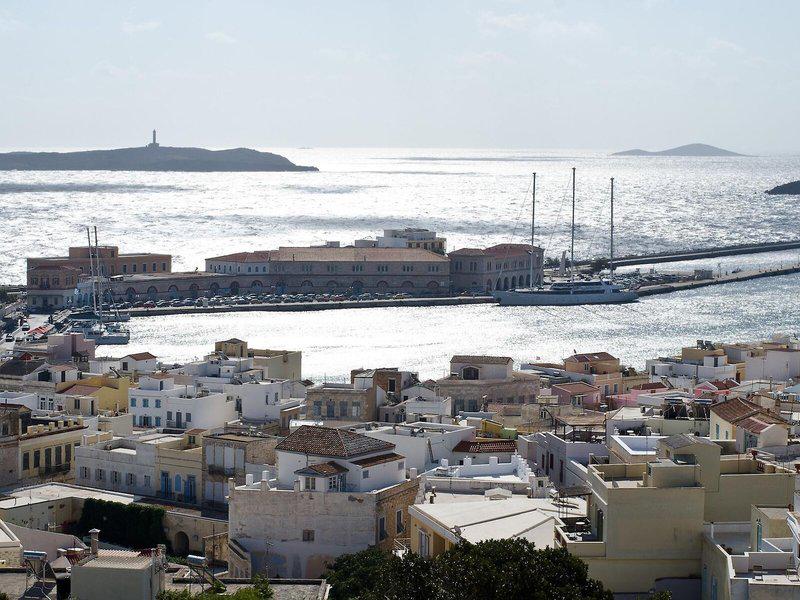 8EEF7303760D87C8B8F840736847A27E