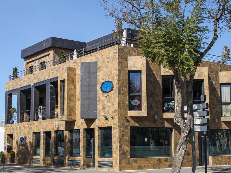 0C1205F88FDB766E91C900878C3E369B