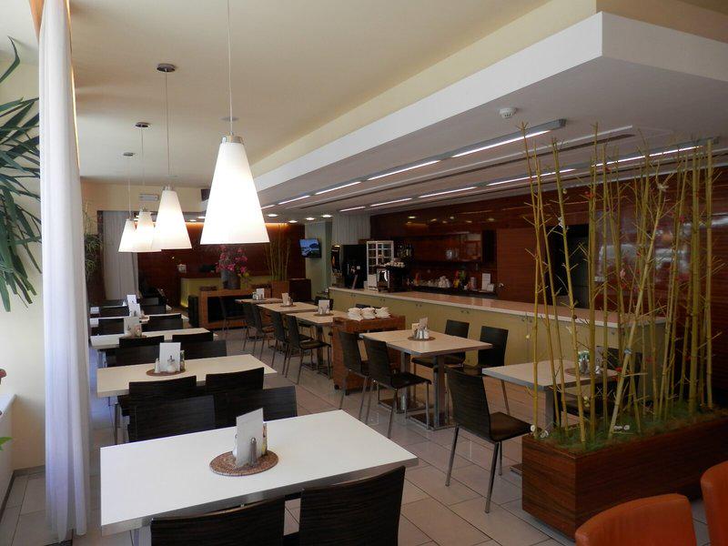 C6D07FE3D116EBB8D003DE78E39C1B59