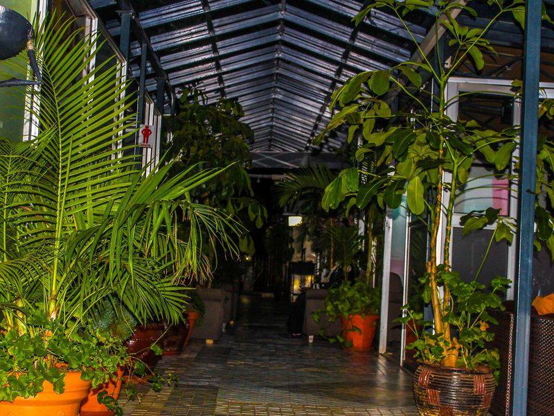 2014F557DFA5465D9244B1C593F0D587