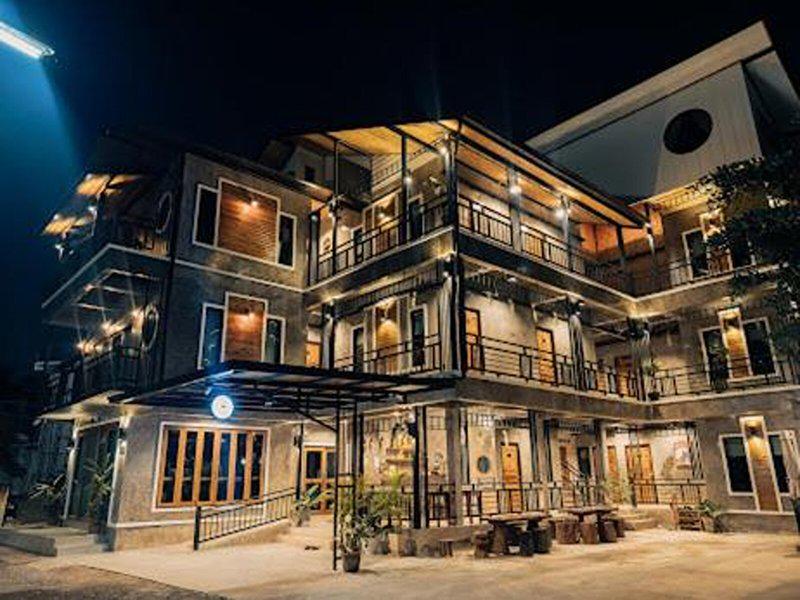 C34238071CC39698B172F813E4DBDF2B