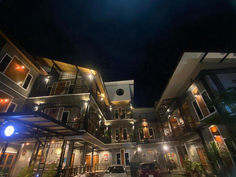 17892F01CC4CCEF998376C25771E8D72