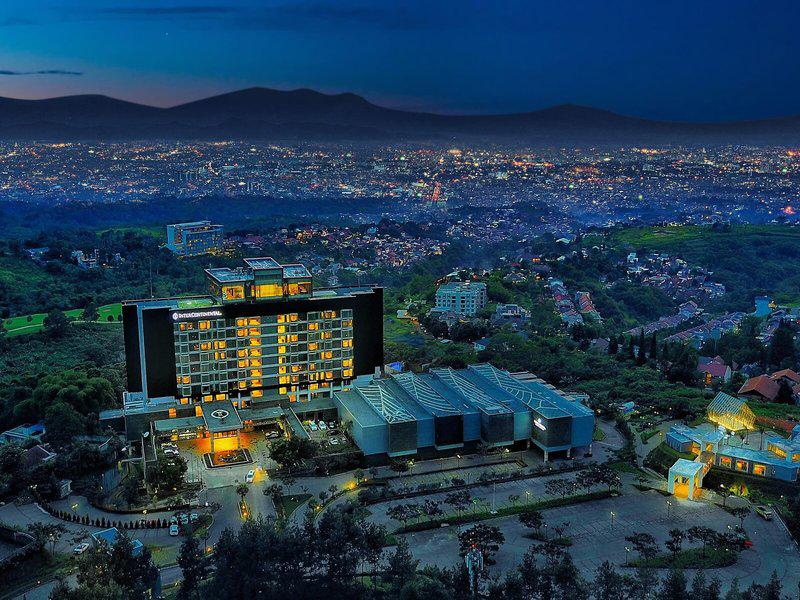 BAF0AD91CA2449FA1A99DF0D0A74DD48