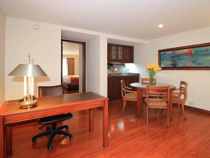 E3DE8F34488D2E9DA582B5A13152F370