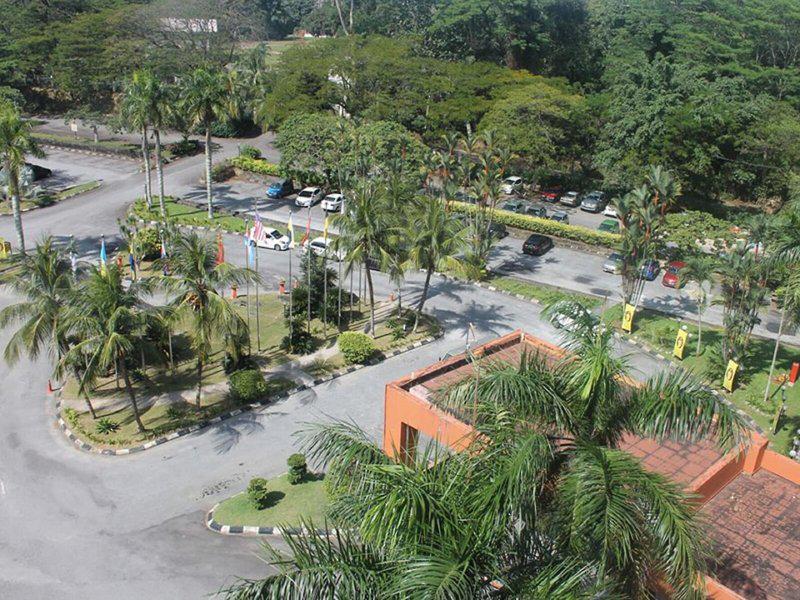 84B99896967EFB08B1448AC062A64C60