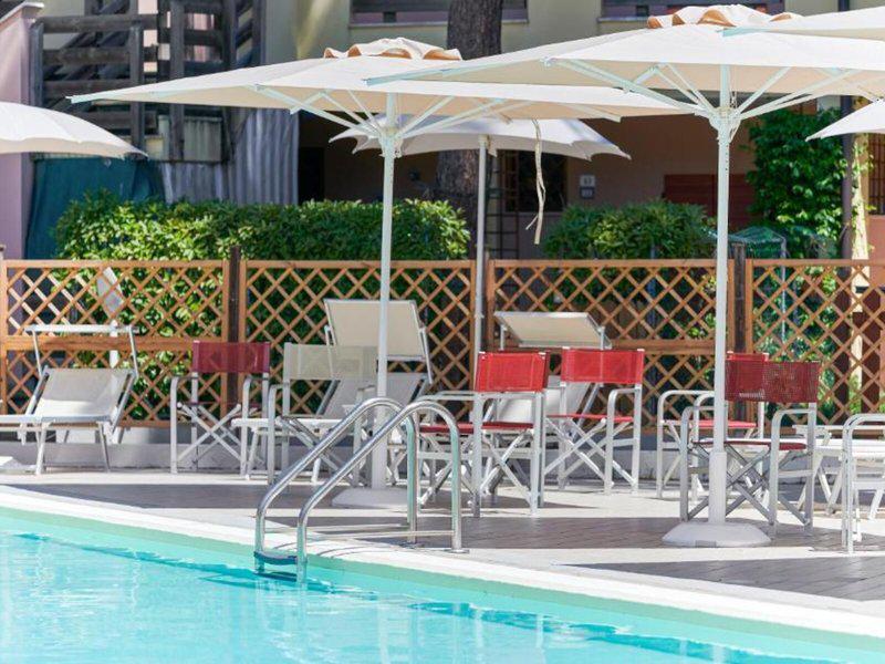 C327387EEFDF85CABC9947ED2C9F9EC5