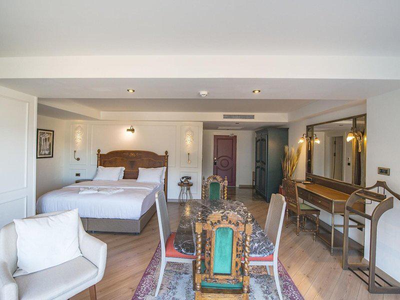 EE82796B7259DB92224211D1BEBB0945