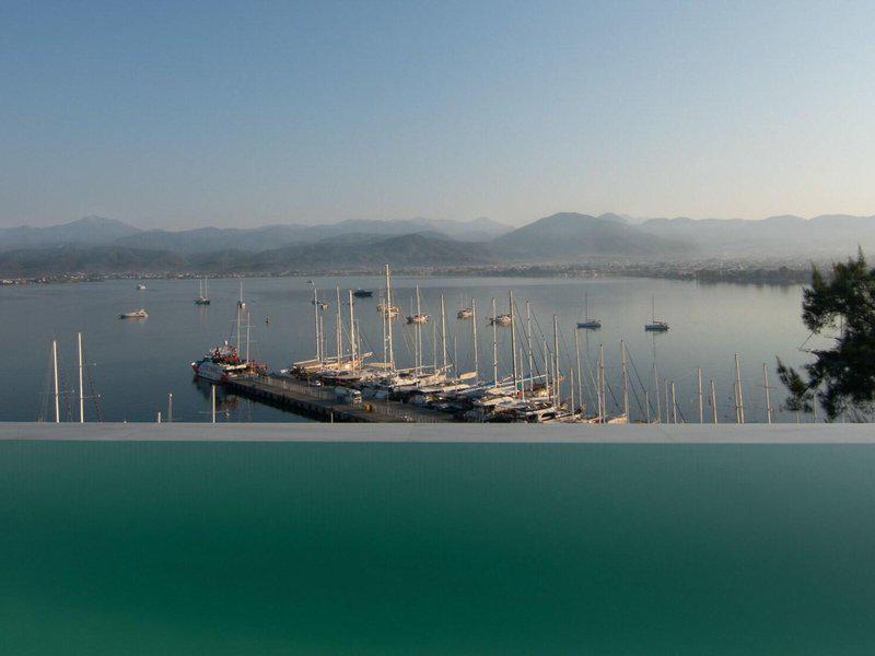 44CFCFF84F7CFB3D66473264A7E880A7