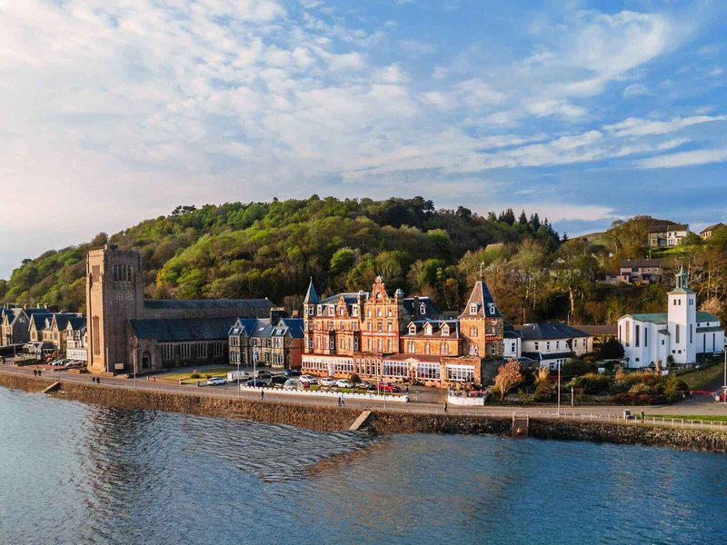 47BB9D2DEA394DEA9CC45A37D16C805B