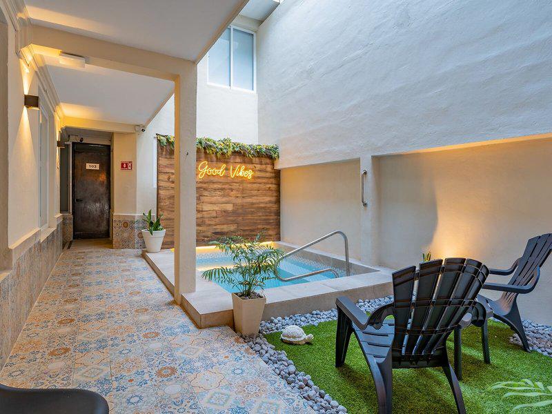 6E39D589E724C8869258DAC395CDB379