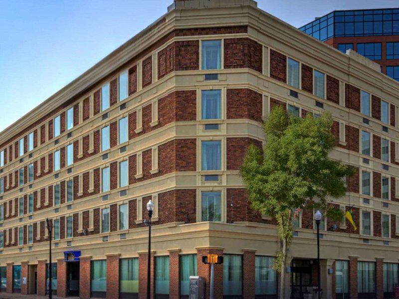 FB2FD20EF41969459C65DA50E0EDE331