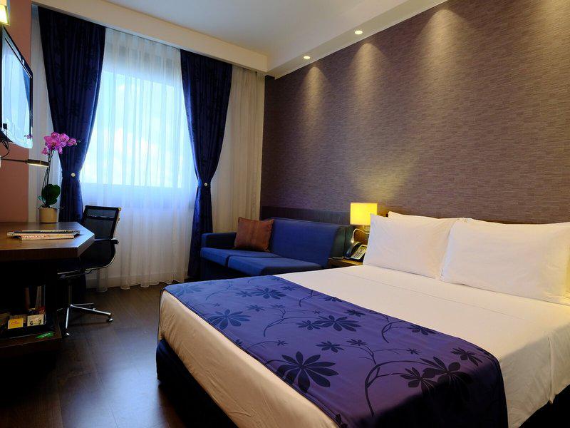 EC91B6CA84F042F8E8BFACF2E690EAE3