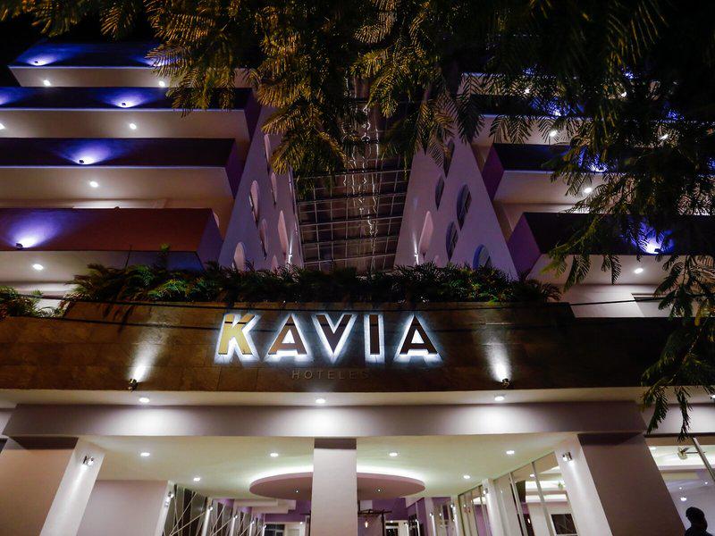 8B3B005534F7FA2F0E4C431017169B24