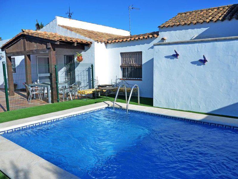 EE15B27ADC0541ABB481ABC18EC048CD