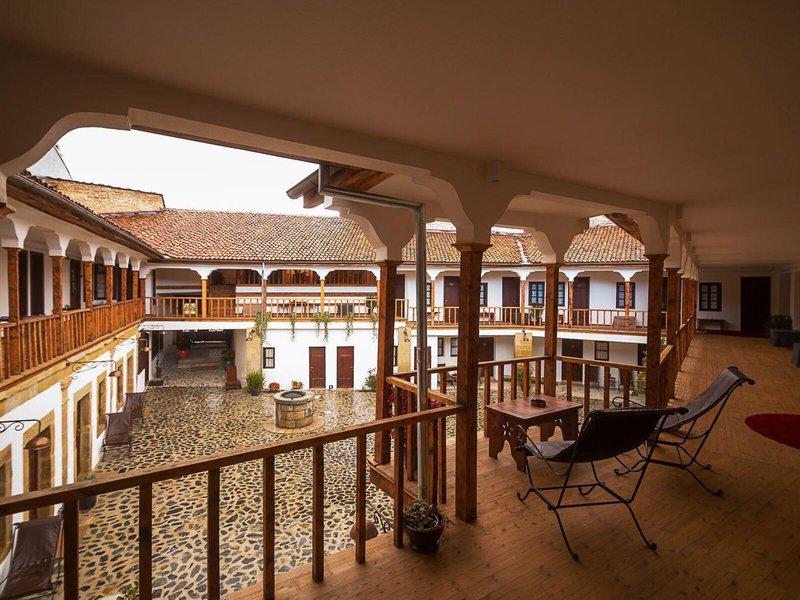 E7E9539AACDADBBA629C82787272C8F4