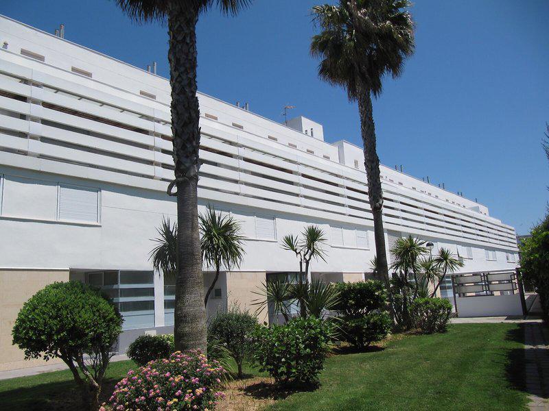 1BA89277E867419D104F6B8EF785A8B3