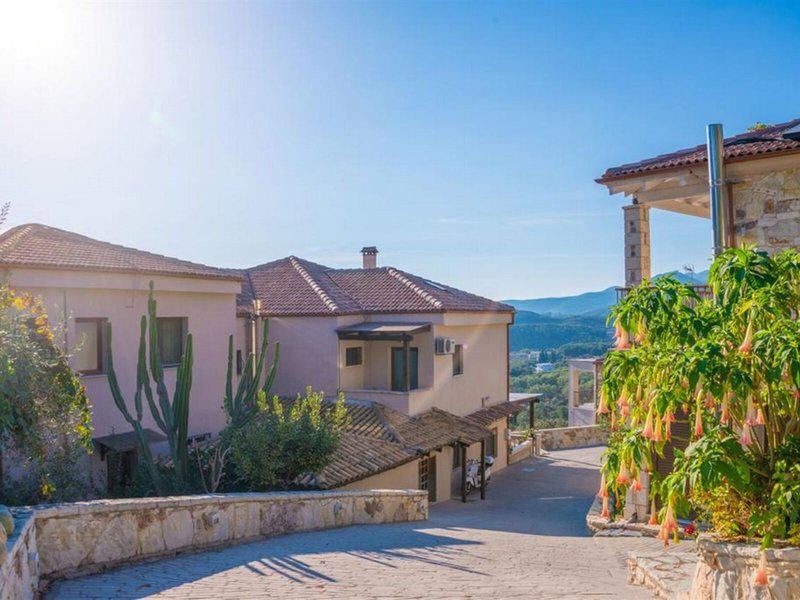 B42381D2405E2A66135C6F1F388BF381