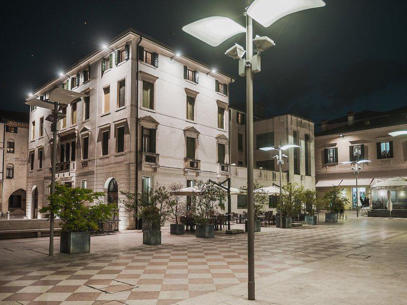 A9BE81855A5E5B3E3F33C07ACE176C05