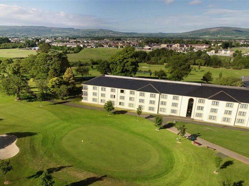 EEBE5D4CA9D2AB6B024C2FF1B391A7F3