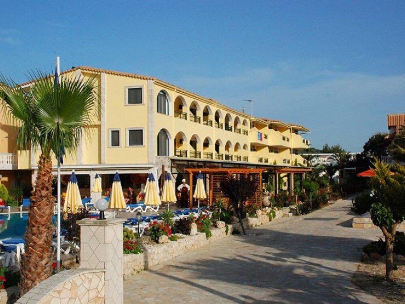 FD6C92C7A86B2006468691FA7EF1761C