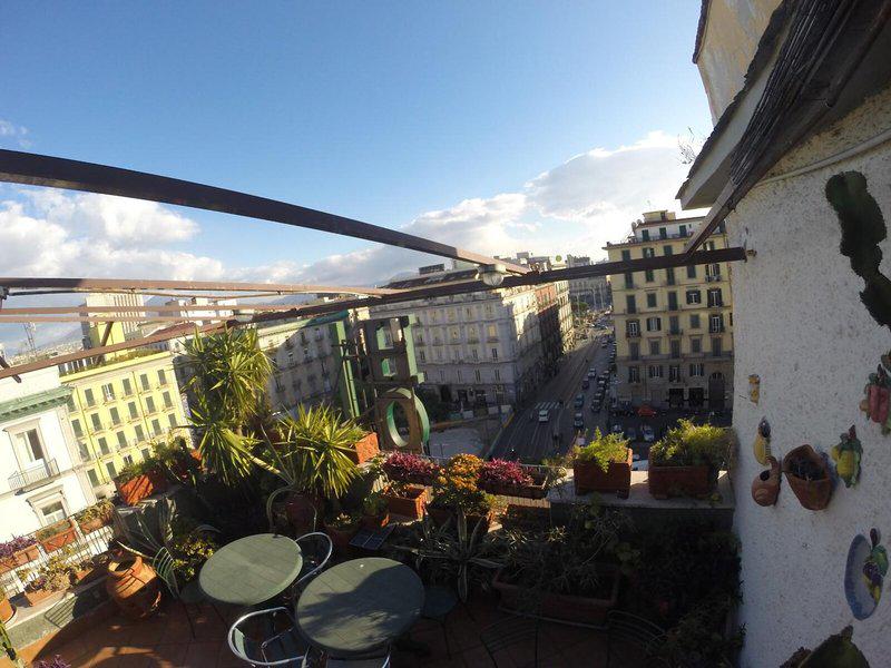 2F2401A4310F4F627E88779BF5477203