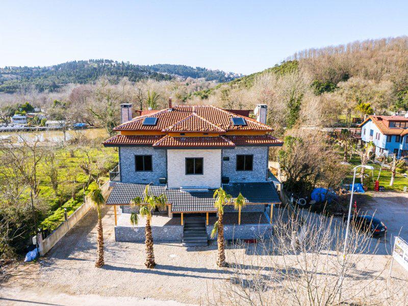 31B7B6A3DC335F15ABFC634836750021