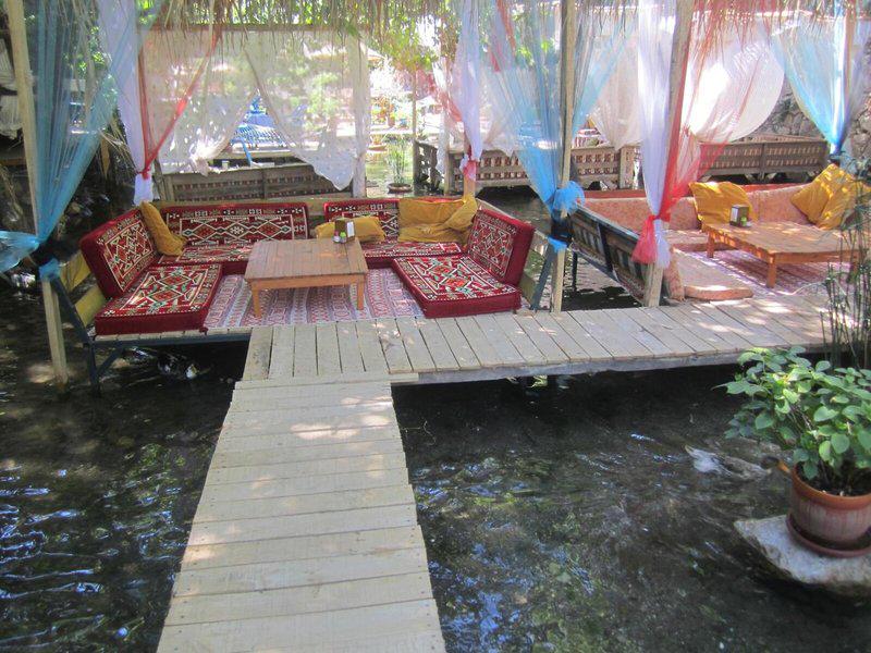 FC8AA72F8F5FD3439FC75E9E26AAAAB6