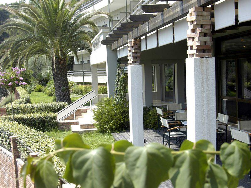 53C7CDE1BFFC8E53D0B3157AFF851DC7