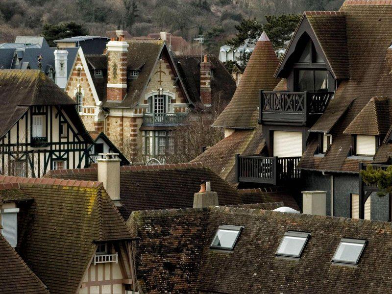 5C7B798BBE047124588F63D853C96578