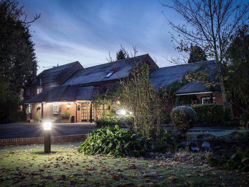 FDABB601148B3A2DD83FA4AC91FBD2B3