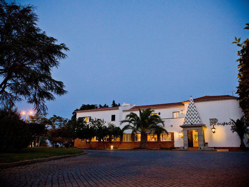 C65DA1658FB318CF674C082775E96541