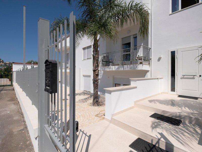 47F000A3F86D26FEF9FC7E4D2ACCE9DA