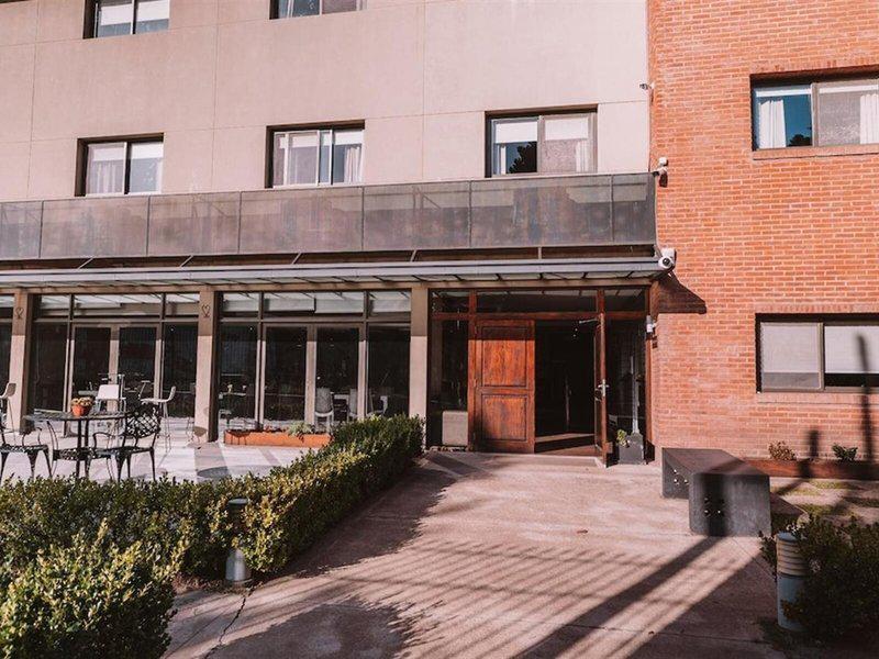 84F37AFDC1563A8640C0C9EDD44B9B11