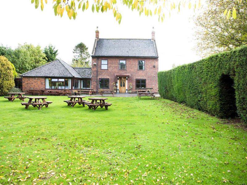 38A0152193D2A3931C46D744DB2DC17F