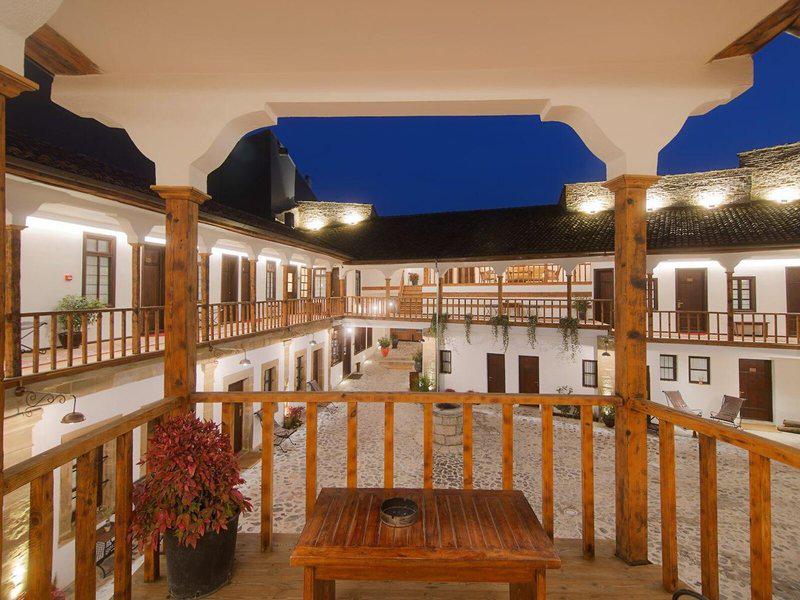 1C5D3E33C8F34BA5E83E4087D028D75B