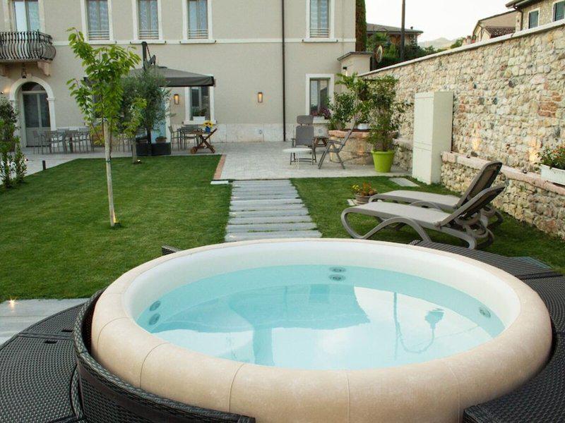 6FE7C29C66E9B4BACE2F7AC2401349AD