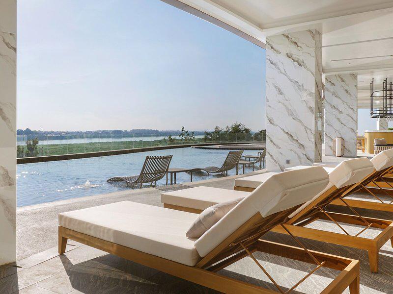 AFEFA974B2CCB49868E70671F7E728EE