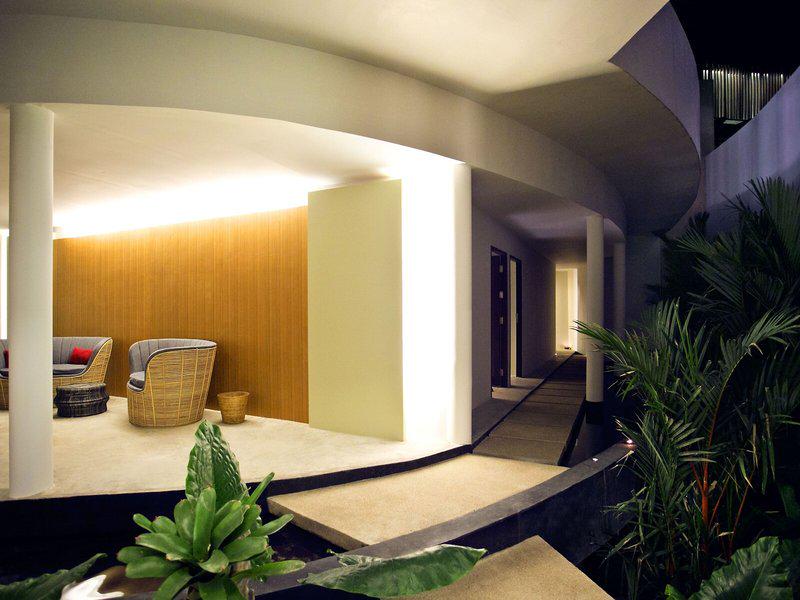 E8E929744F40BD2298DA96359E2BF7AE