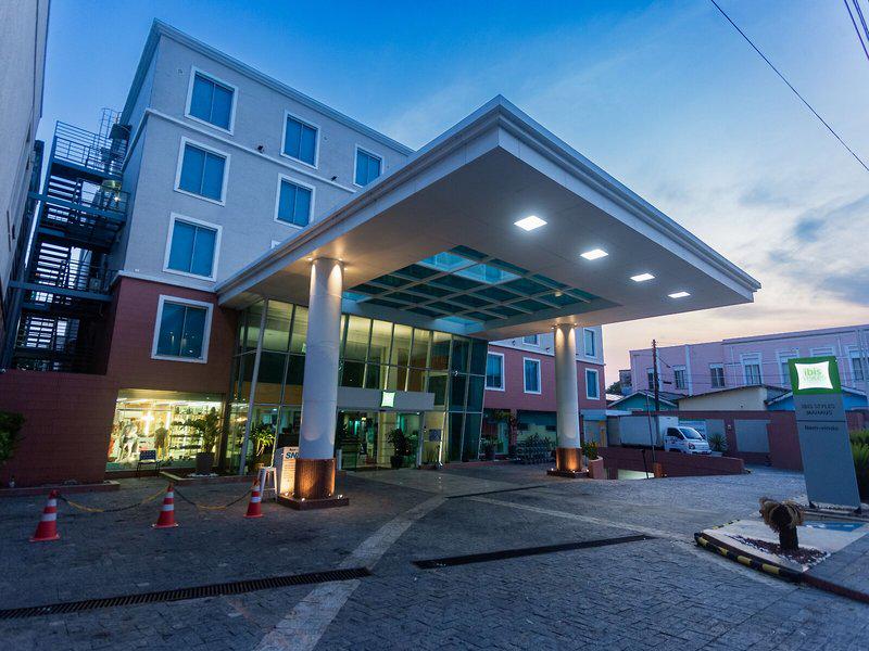 D904E5AF23D4AF4904CD09DFE48B1E06