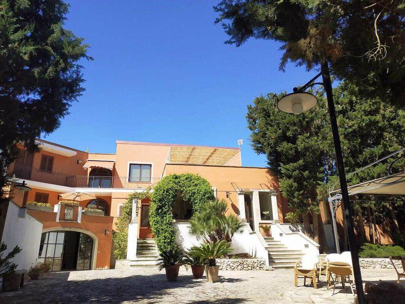 34D4D37B97D374A82E14AE0CB440D9B5