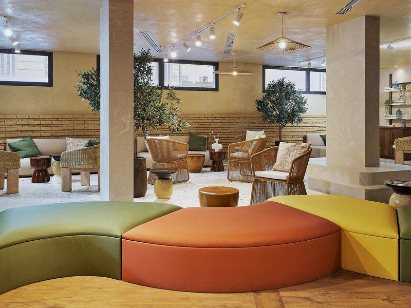 256C3C1A5F4E2BE8F7876D75F37C5444