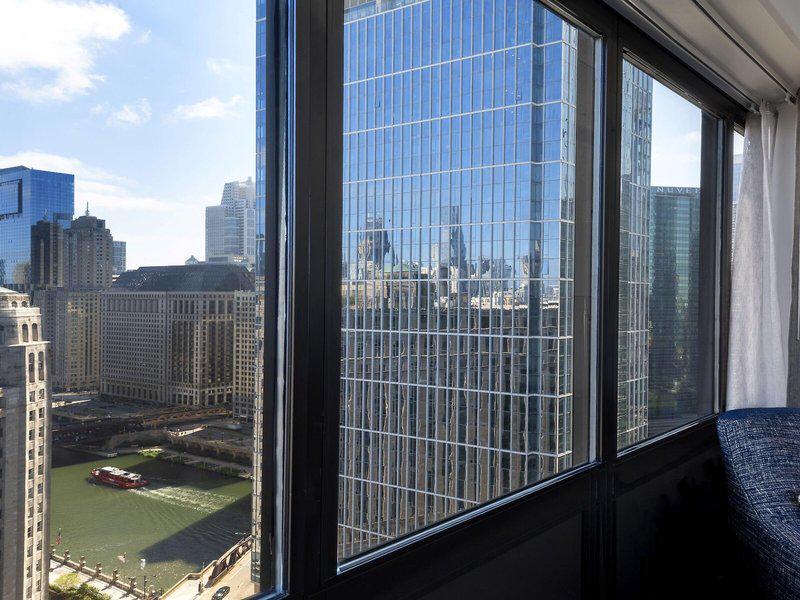 744A6F14ABB3E79FF44ABC6B8FFB8AA7