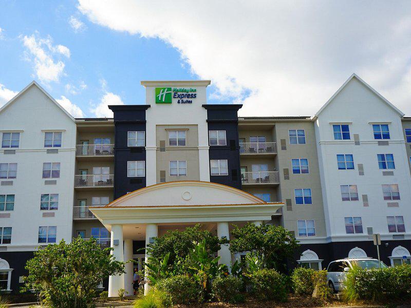 2E95FAB09C1108264BABA8961DEC17DA