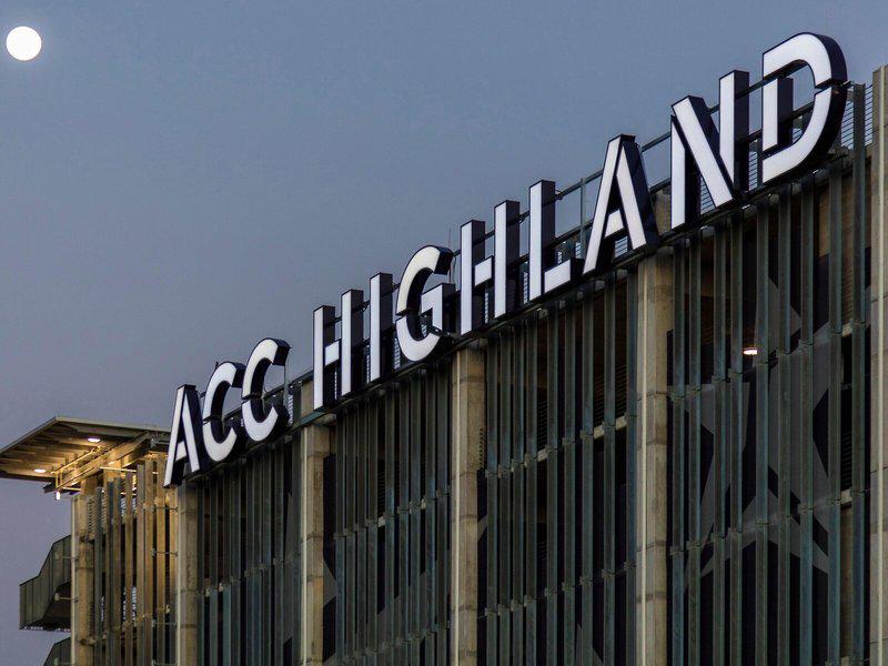 E0E443ECBC4C2451D2FC6D36FF00BD4D