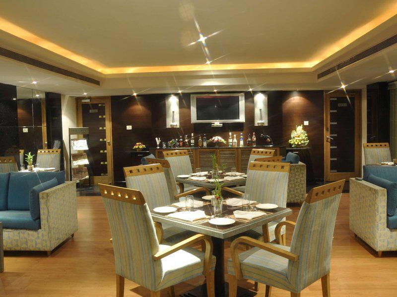 6CDB24A8105D658F9EA2EAE23F5B4C75